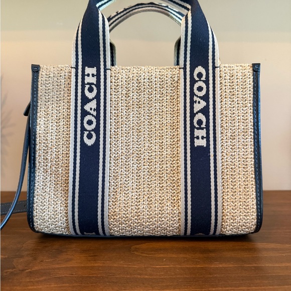 Smith Tote Bag 24 - Picture 6 of 10